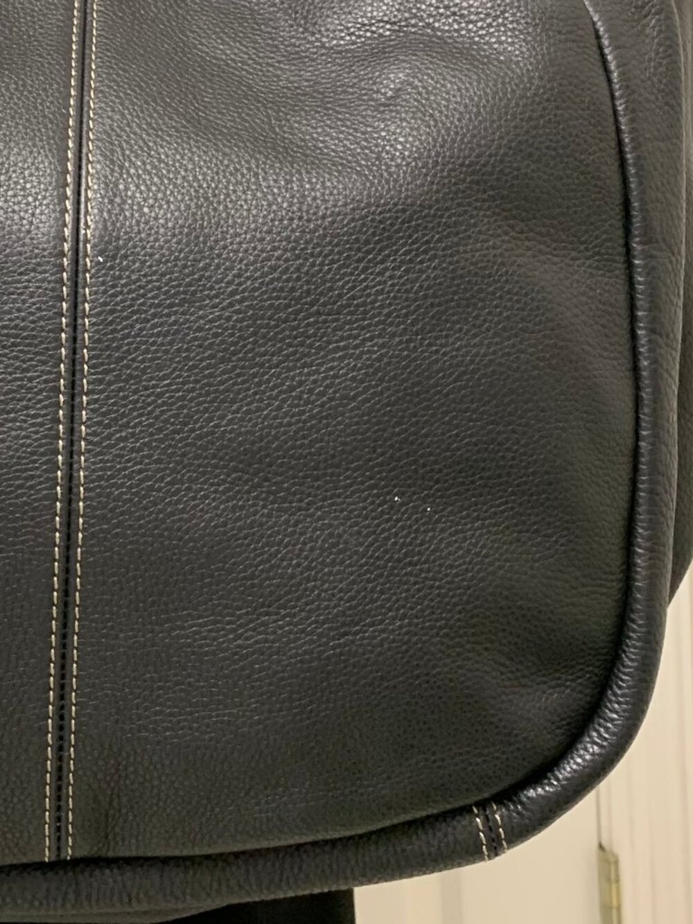 Tignanello Large Black Pebbled Leather Hobo Shoulder Bag Tote - Picture 10 of 16